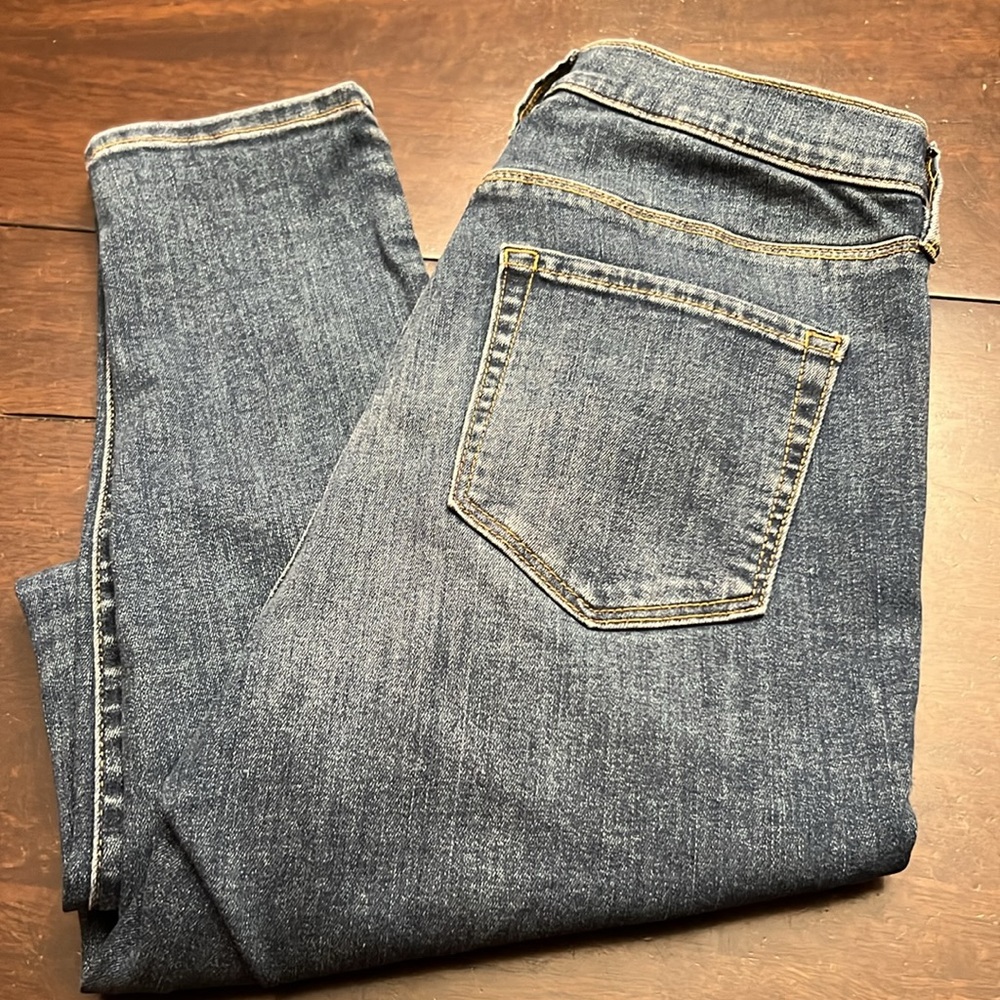 PacSun Dark Blue Denim with Gold Stitching high rise jegging. Size 27